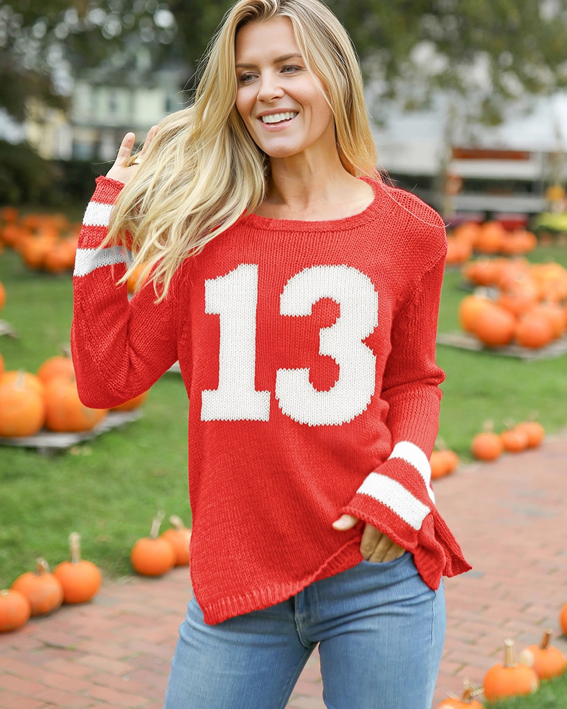 apple-red-breaker-white