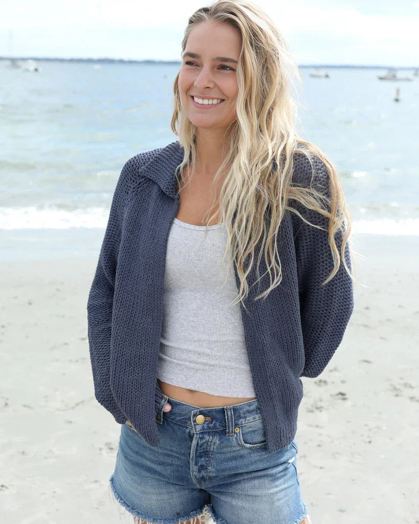 indigo-coast-heather-apple-red