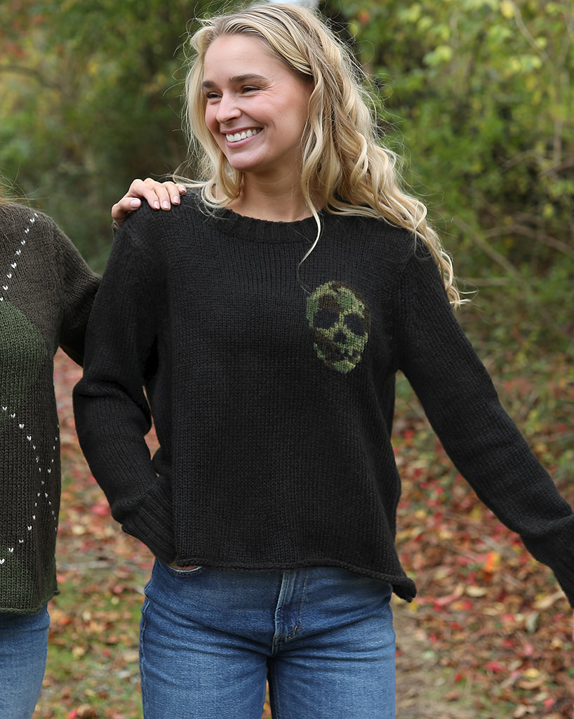 black-camo-green
