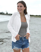 breaker-white-apple-red